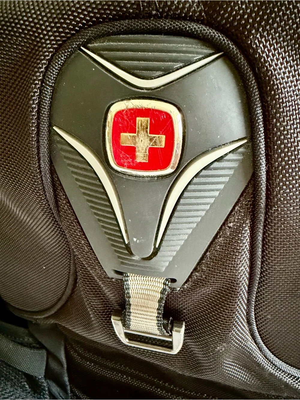 SwissGear Black Backpack with Red Cross Emblem Smart scan